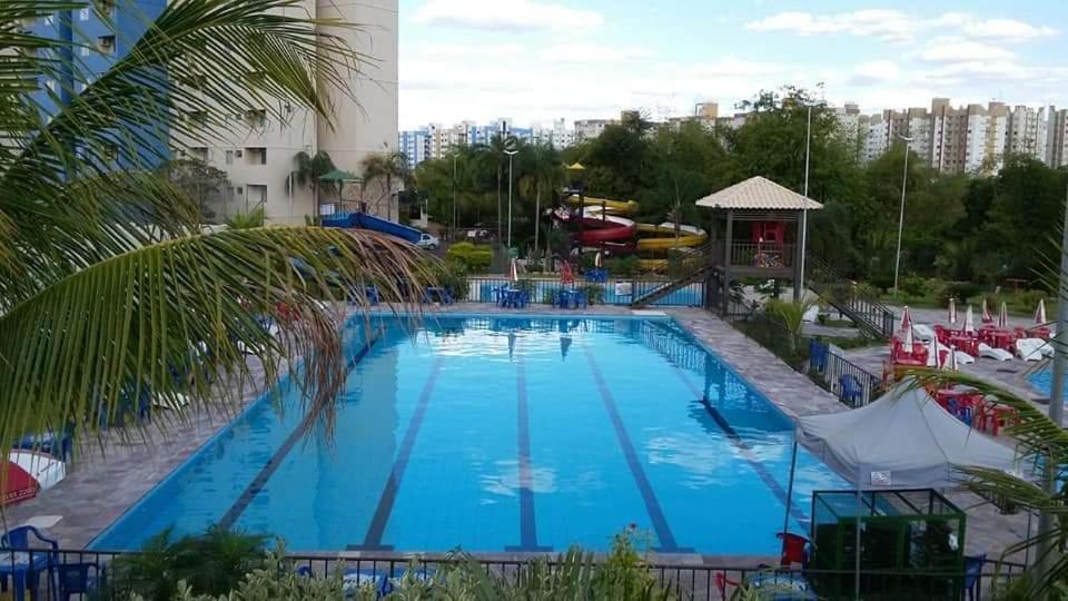 Golden Dolphin 3Pessoas Com Piscinas Termais Mais Toalhas E Roupas De Cama Lencois Travesseiros Fronhas Limpeza Do Check In Impostos E Taxas Ja Incluso Atencao A Hospedagem Podera Ocorrer No Express Ou Grand Hotel,Conforme A Disponibilidade De Apto Caldas Novas Eksteriør billede